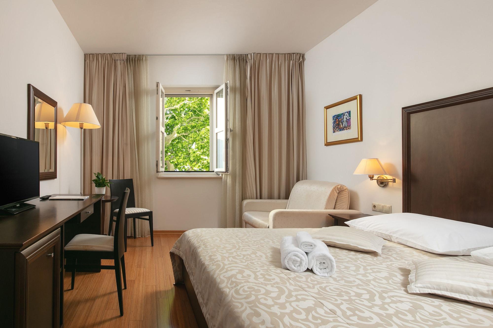 Hotel Croatia Baska Voda Ngoại thất bức ảnh