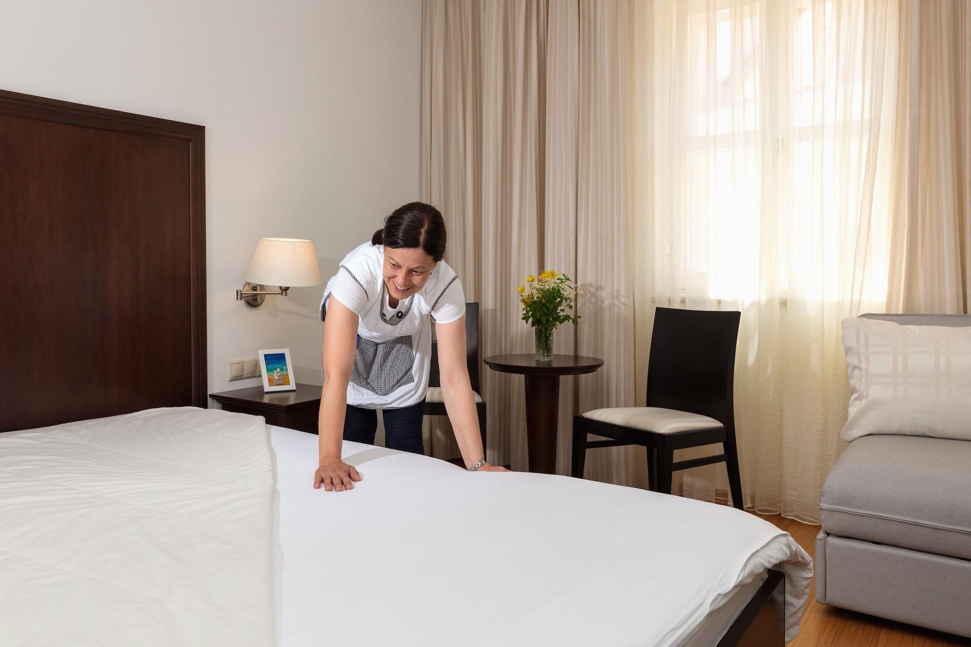 Hotel Croatia Baska Voda Ngoại thất bức ảnh