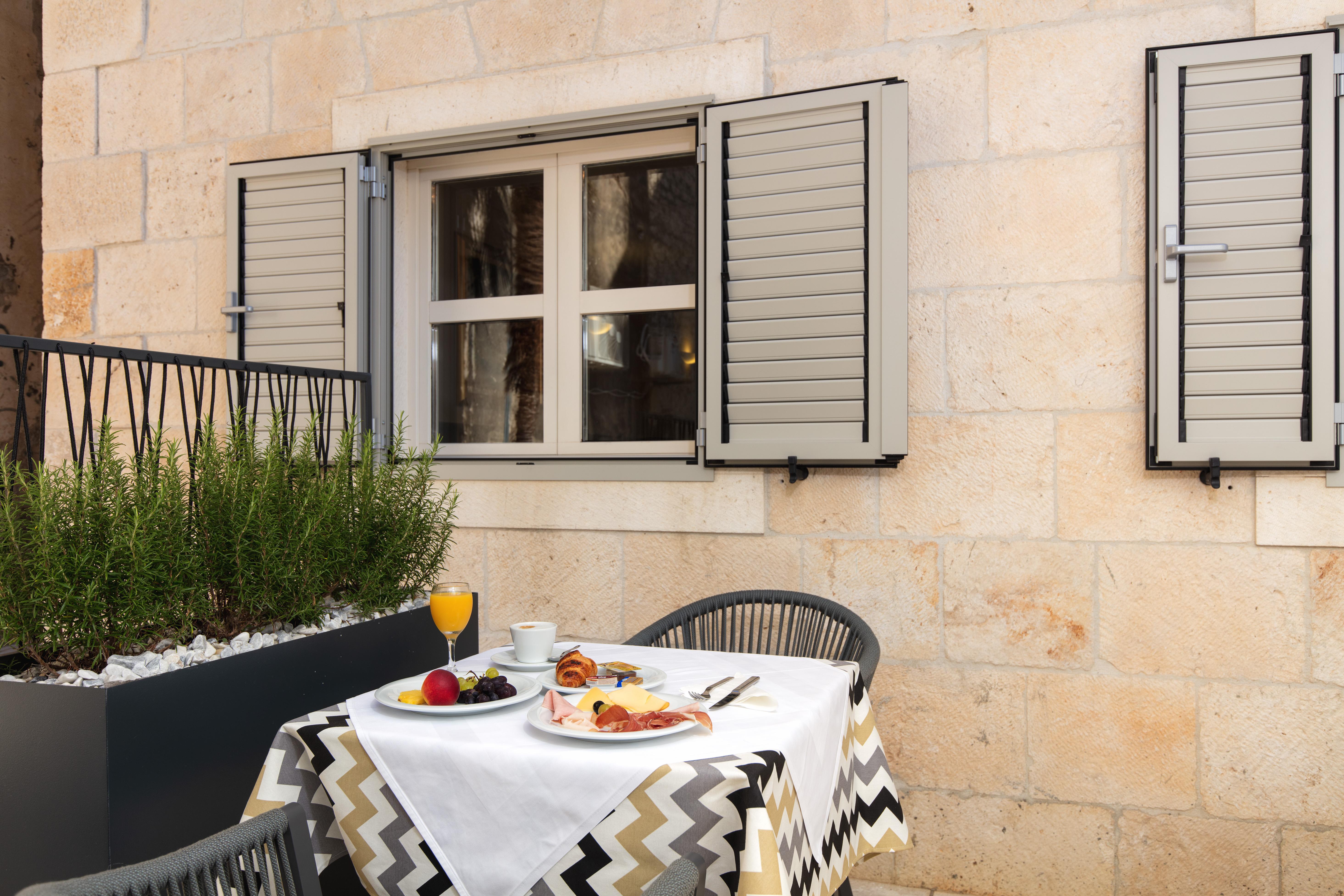 Hotel Croatia Baska Voda Ngoại thất bức ảnh