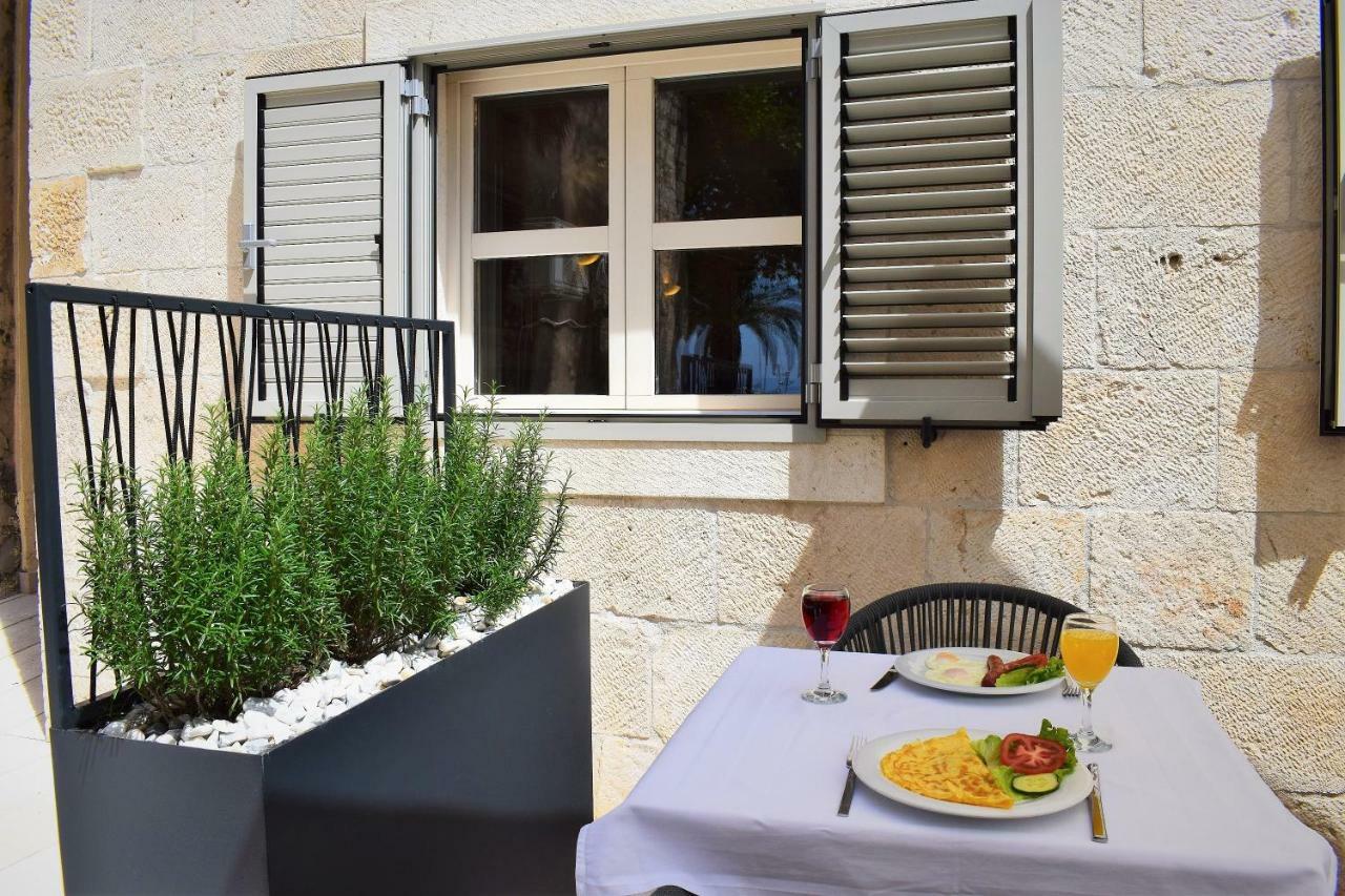 Hotel Croatia Baska Voda Ngoại thất bức ảnh
